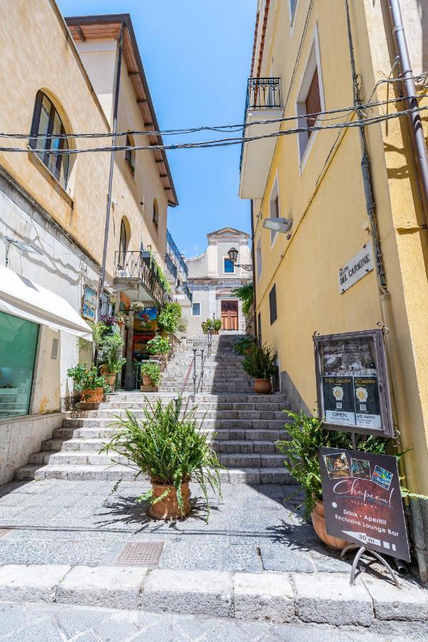 Lighthouse Apartment Taormina Exterior photo