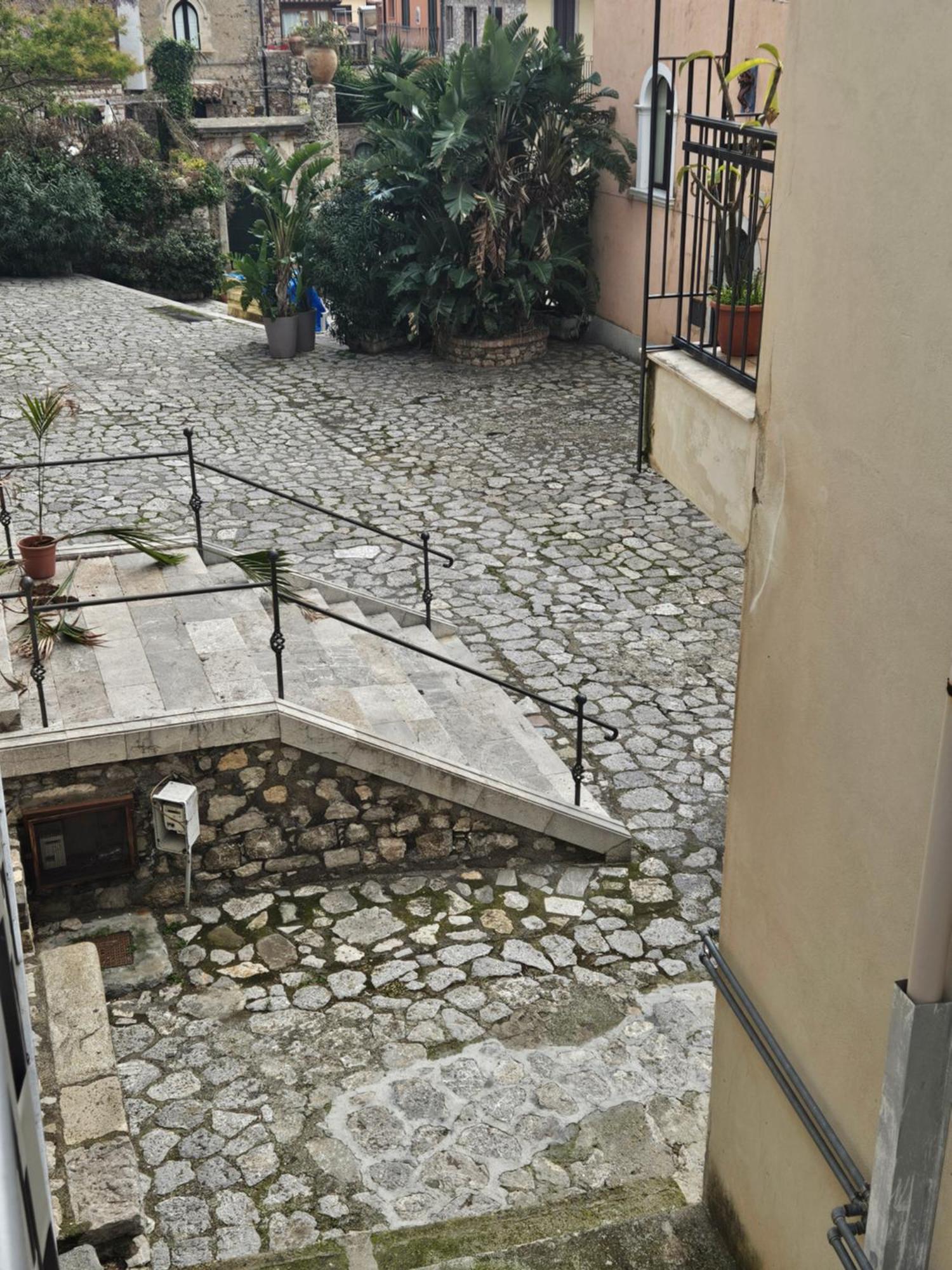 Lighthouse Apartment Taormina Exterior photo